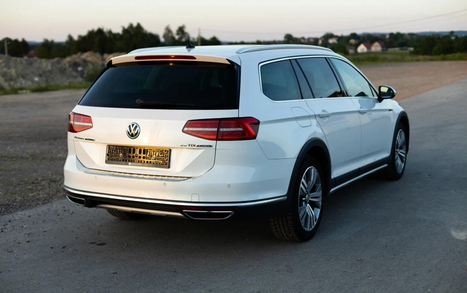 Volkswagen Passat cena 80000 przebieg: 163000, rok produkcji 2016 z Zduny małe 352